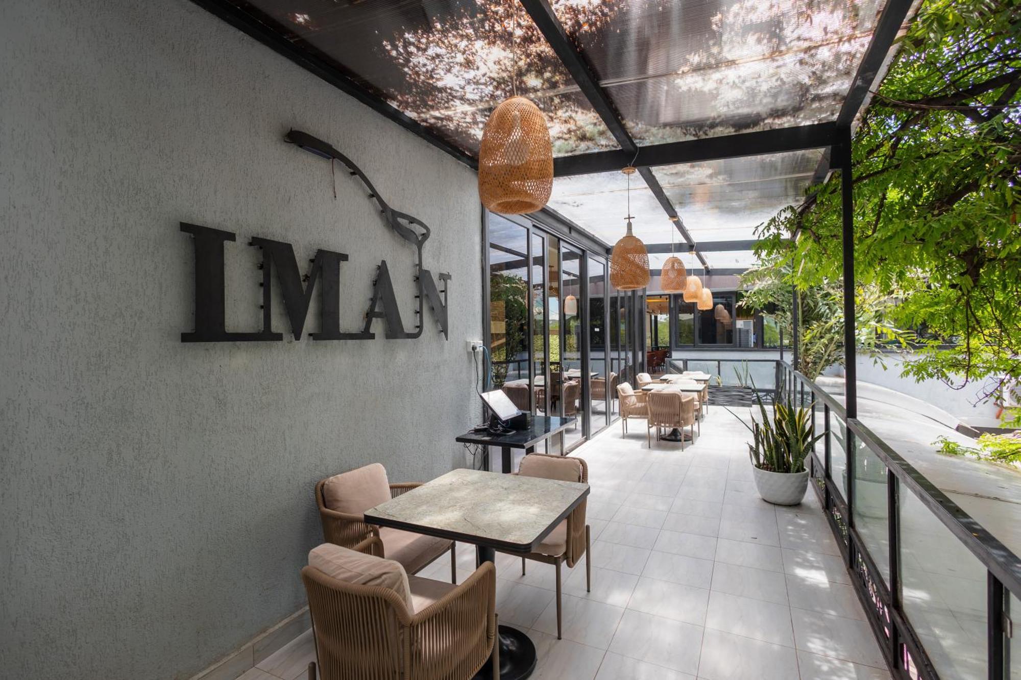 Iman Hotel Isiolo Esterno foto