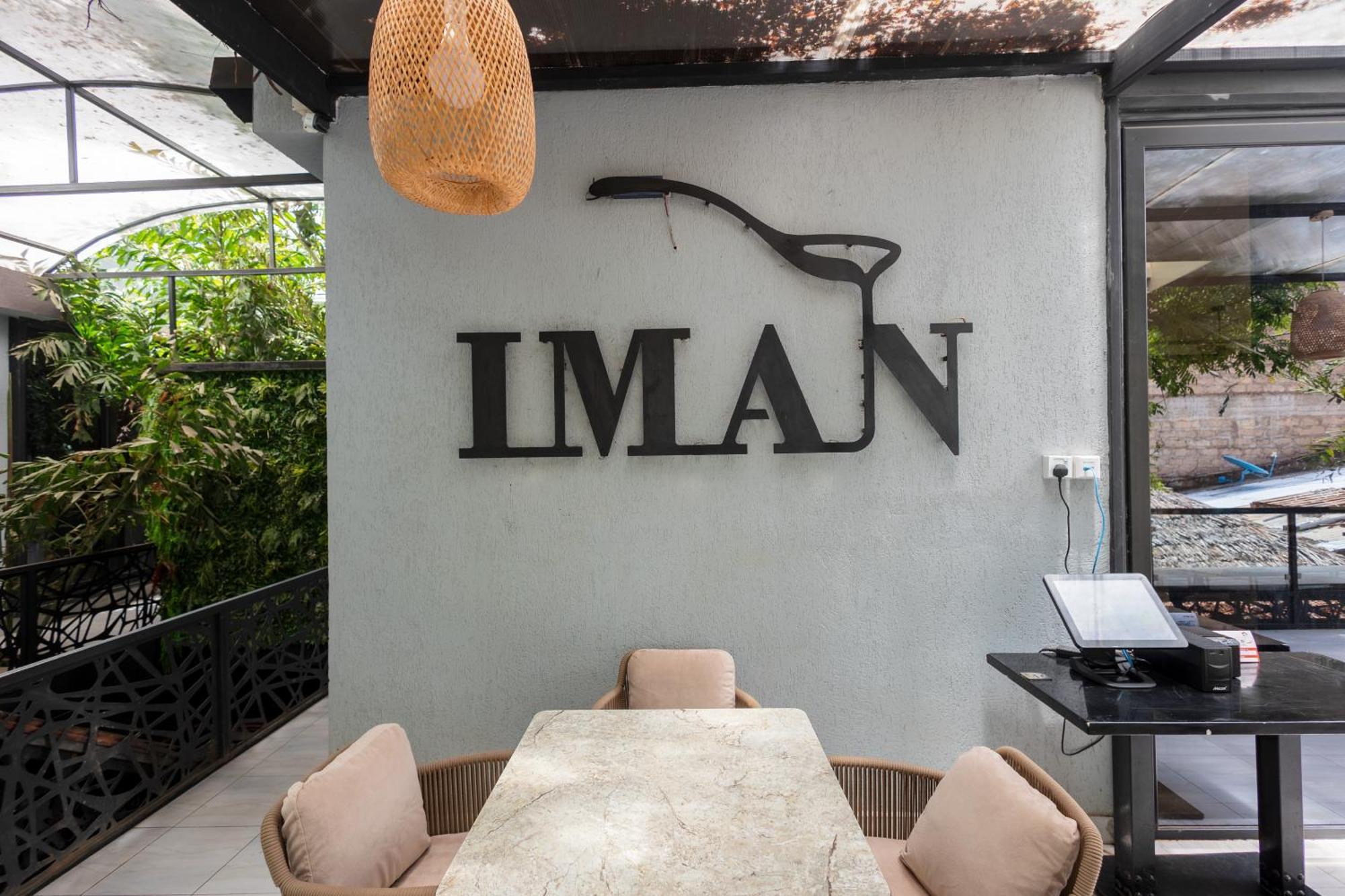Iman Hotel Isiolo Esterno foto